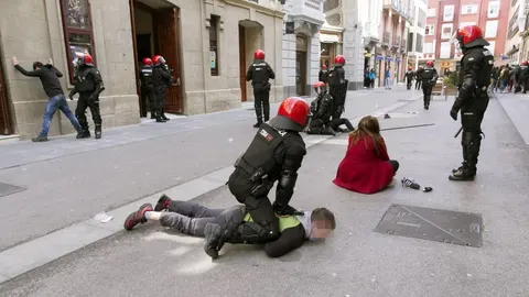 Seis jóvenes han sido detenidos en Vitoria durante una huelga convocada hoy por el sindicato estudiantil Ikasle Abertzaleak contra la Lomce