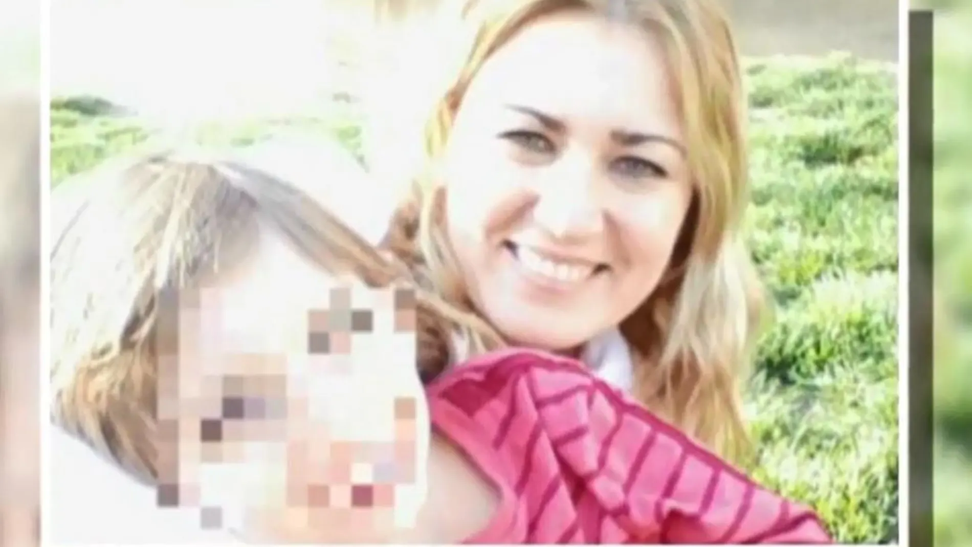 Perdió la custodia de su hijo por hacer «top less»