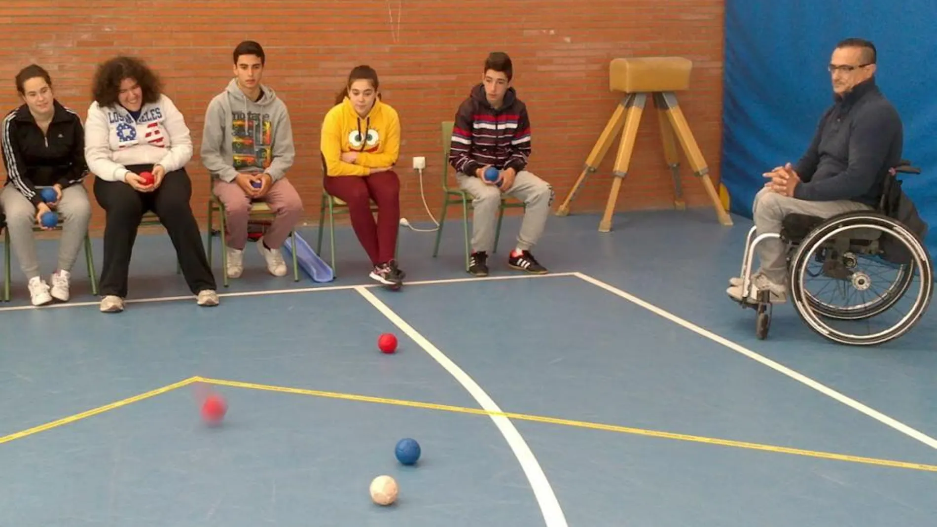«Tiempos Paralímpicos» acerca los deportes adaptados a los centros educativos de Castilla y León