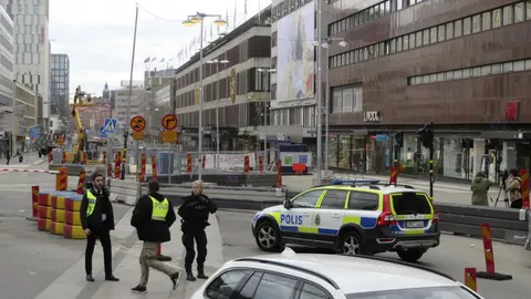 La Policía ha acordonado todo el centro de la ciudad