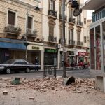 Aspecto de un inmueble afectado por el terremoto de 6.3 grados registrado en el Mar de Alborán que se percibió con mayor intensidad en Melilla