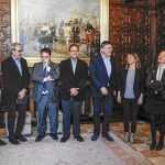 Puig ayer junto al equipo de la Conselleria de Hacienda y Modelo Económico