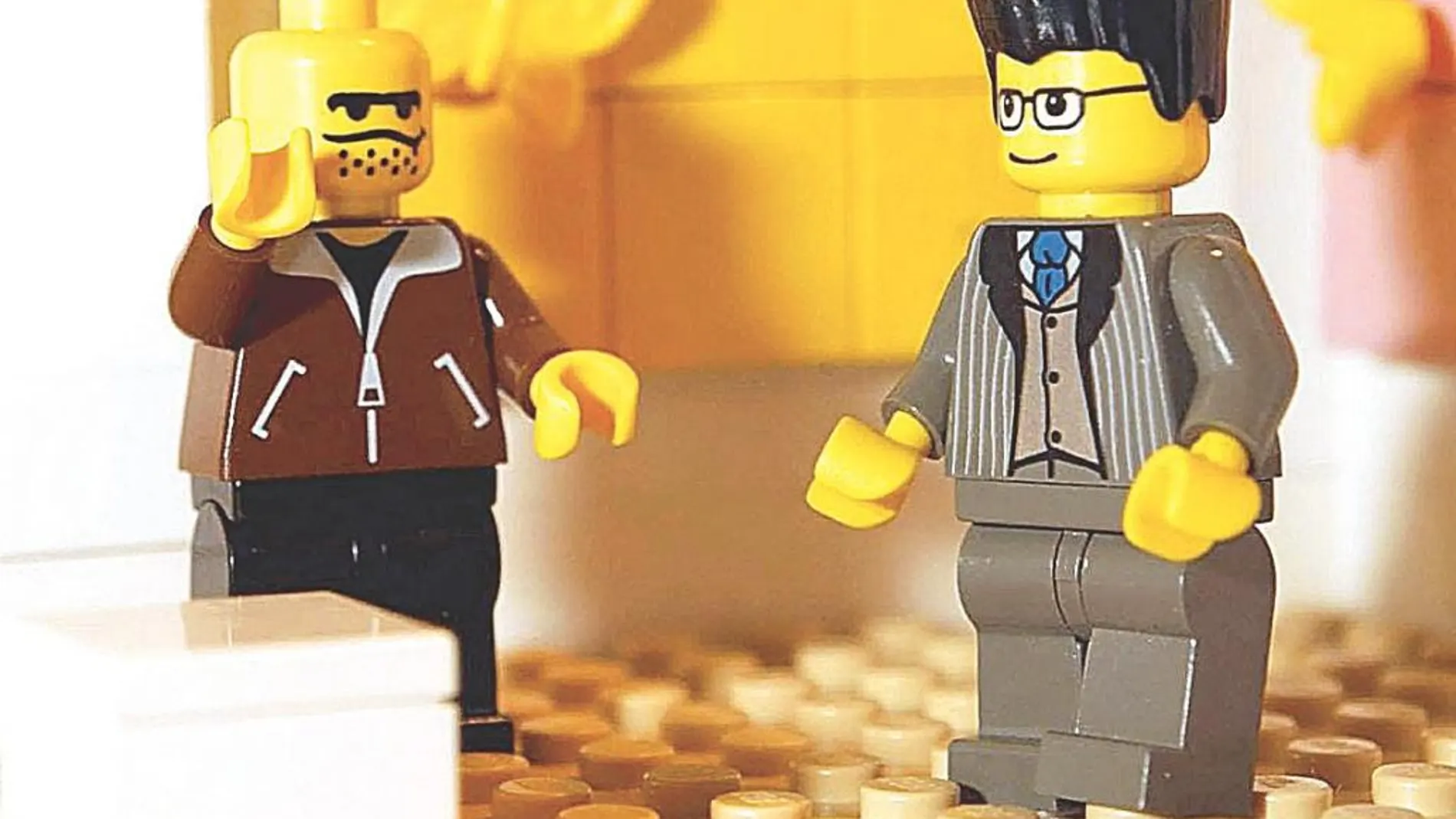 Lego es un ejemplo de compañía que ha sabido aprovechar la digitalización. Es la mayor empresa de juguetes del mundo gracias a su comunidad «Adult Fans of Lego»