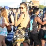 Alessandra Ambrosio disfruta del festival de Coachella, California