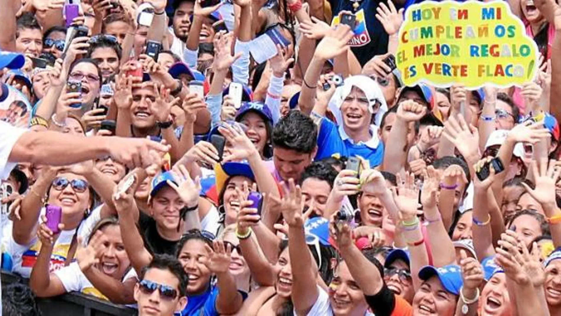 Capriles, ante sus seguidores de la localidad de Maturín