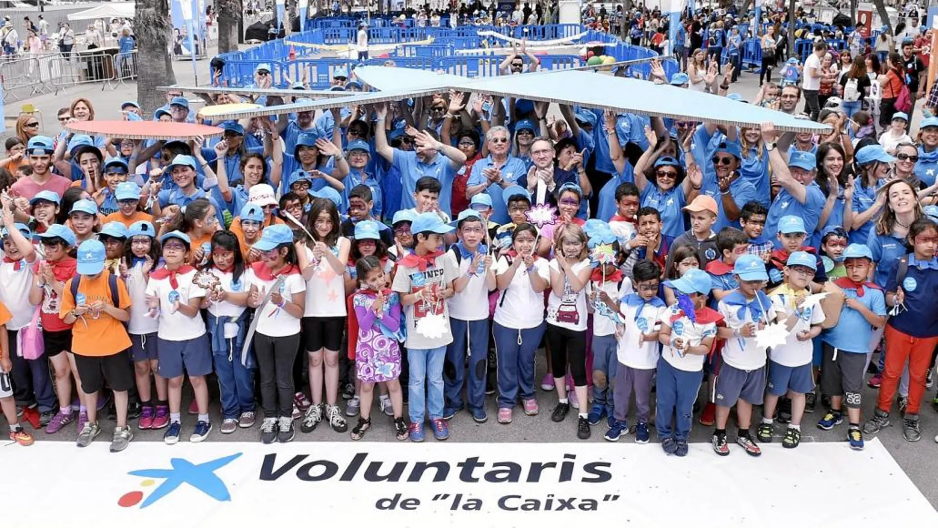 Imagen de los 1.100 voluntarios que participaron en la jornada