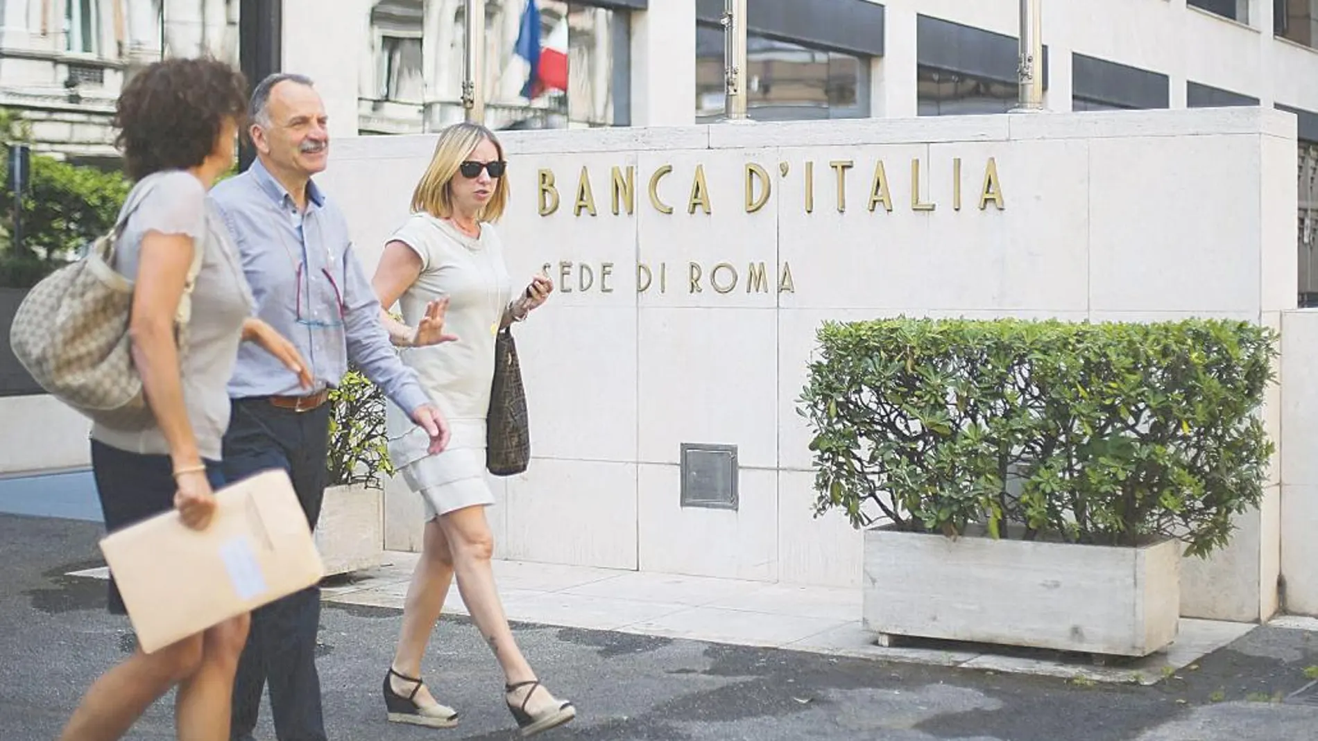 El plan de salvamento para cuatro bancos en crisis –Banca Etruria, Banca Marche, CariChieti y CariFerrara– asciende hasta los 3.600 millones de euros