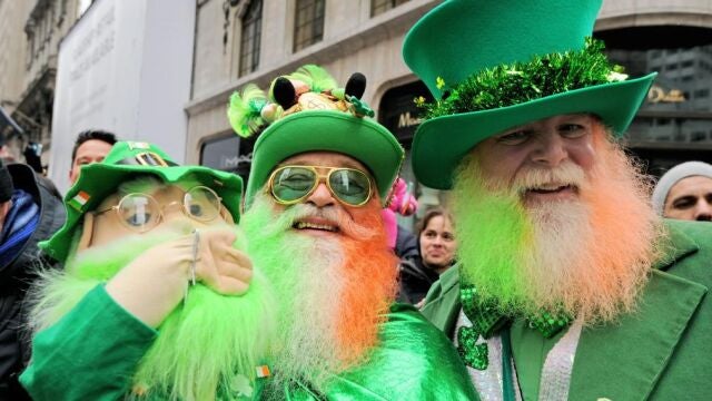 Irlandeses celebrando el Día de San Patricio