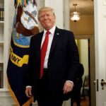 Donald Trump, sonriente ante las cámaras