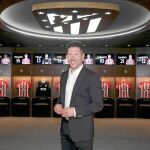 Simeone, en el nuevo vestuario del Atlético de Madrid en el Wanda Metropolitano.