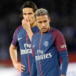 Cavani y Neymar, en el partido en el que discutieron