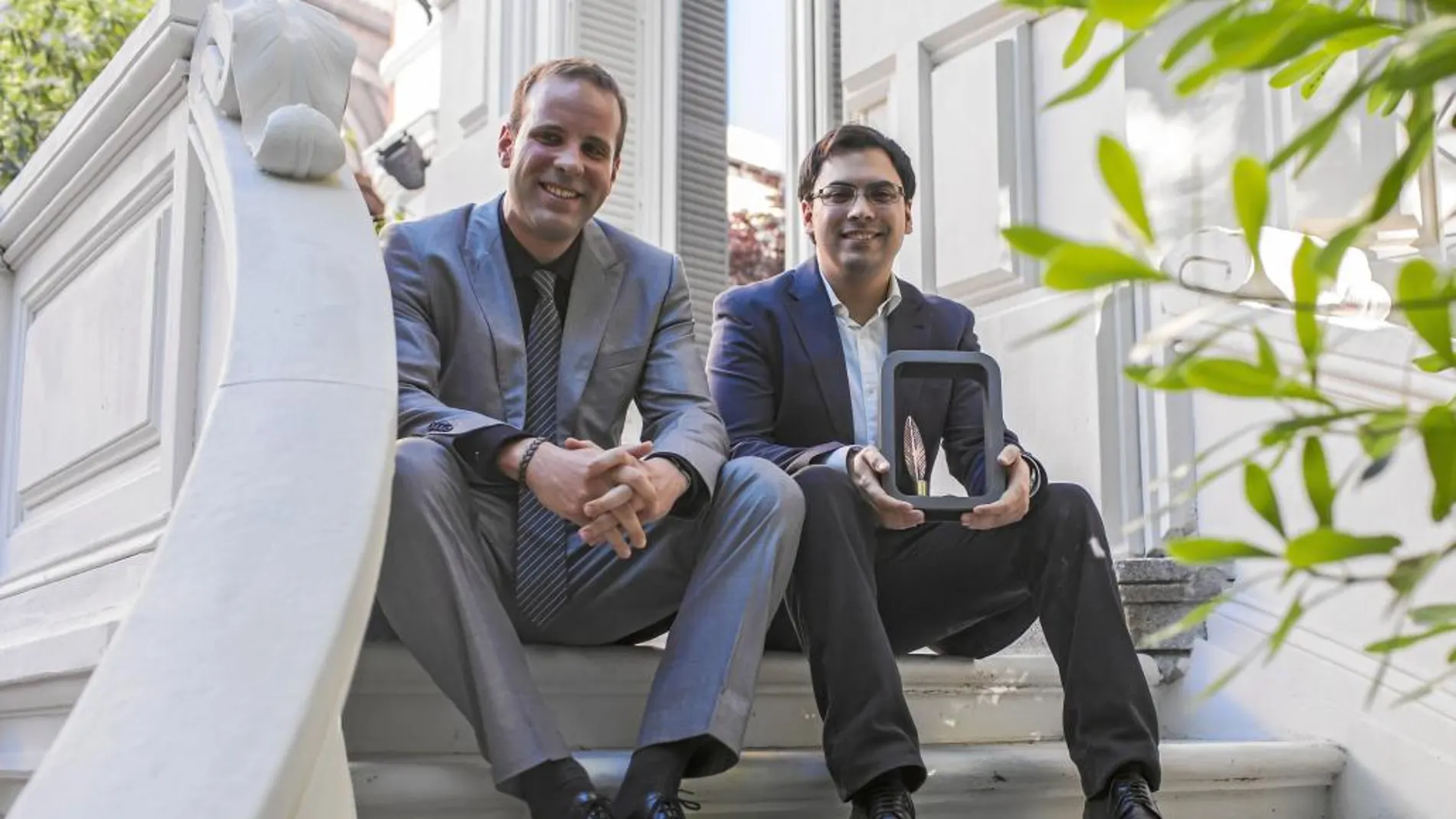 De izda. a dcha., Juan José Benavides (finalista) y Luis Fernando Blanca (ganador)