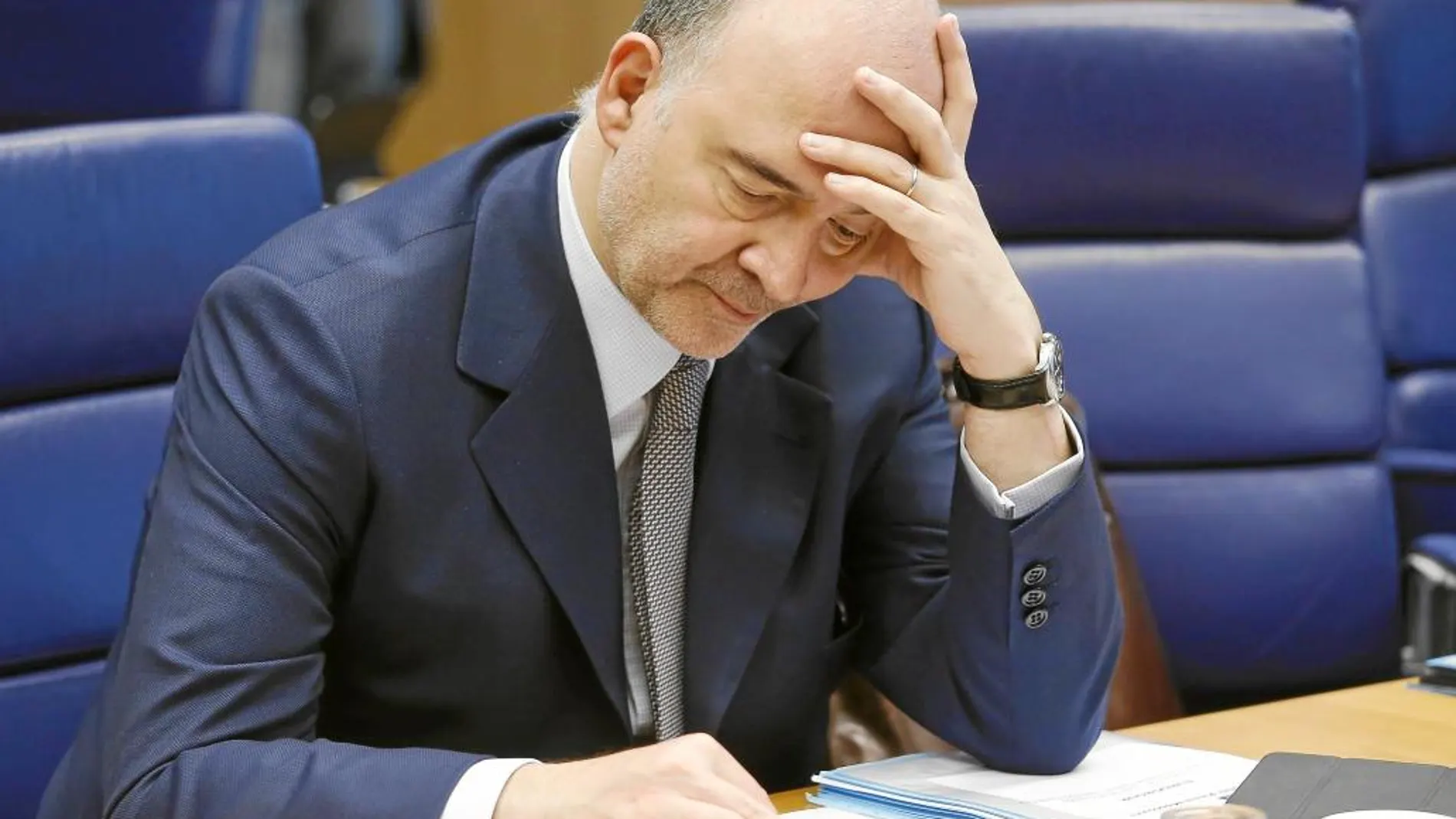 El comisario europeo de Economía, Pierre Moscovici, ayer, en Luxemburgo