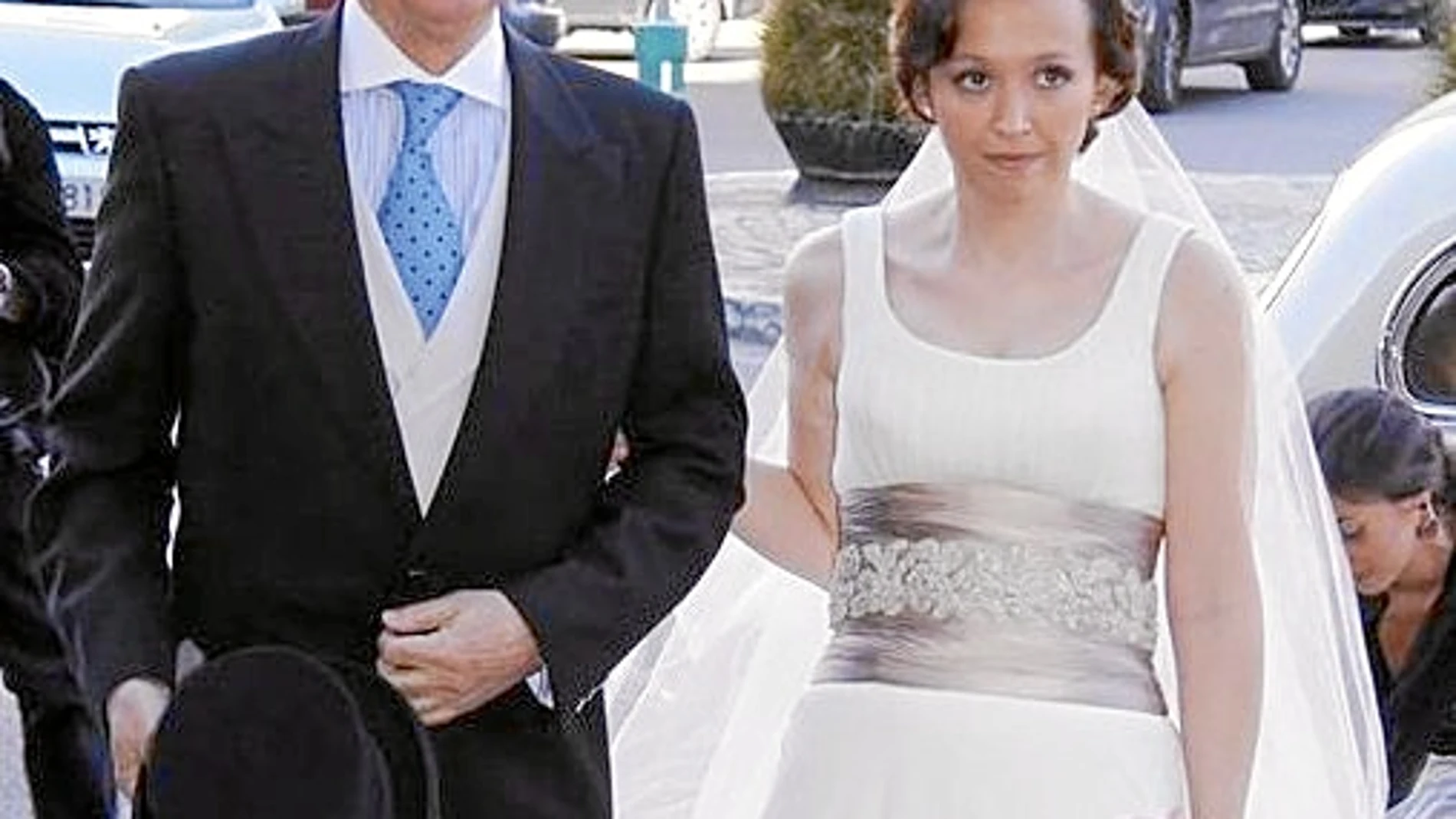 Cus Blesa se casó en 2010 y su padre la llevó hasta el altar, aunque Gámez, entonces su novia, no asistió