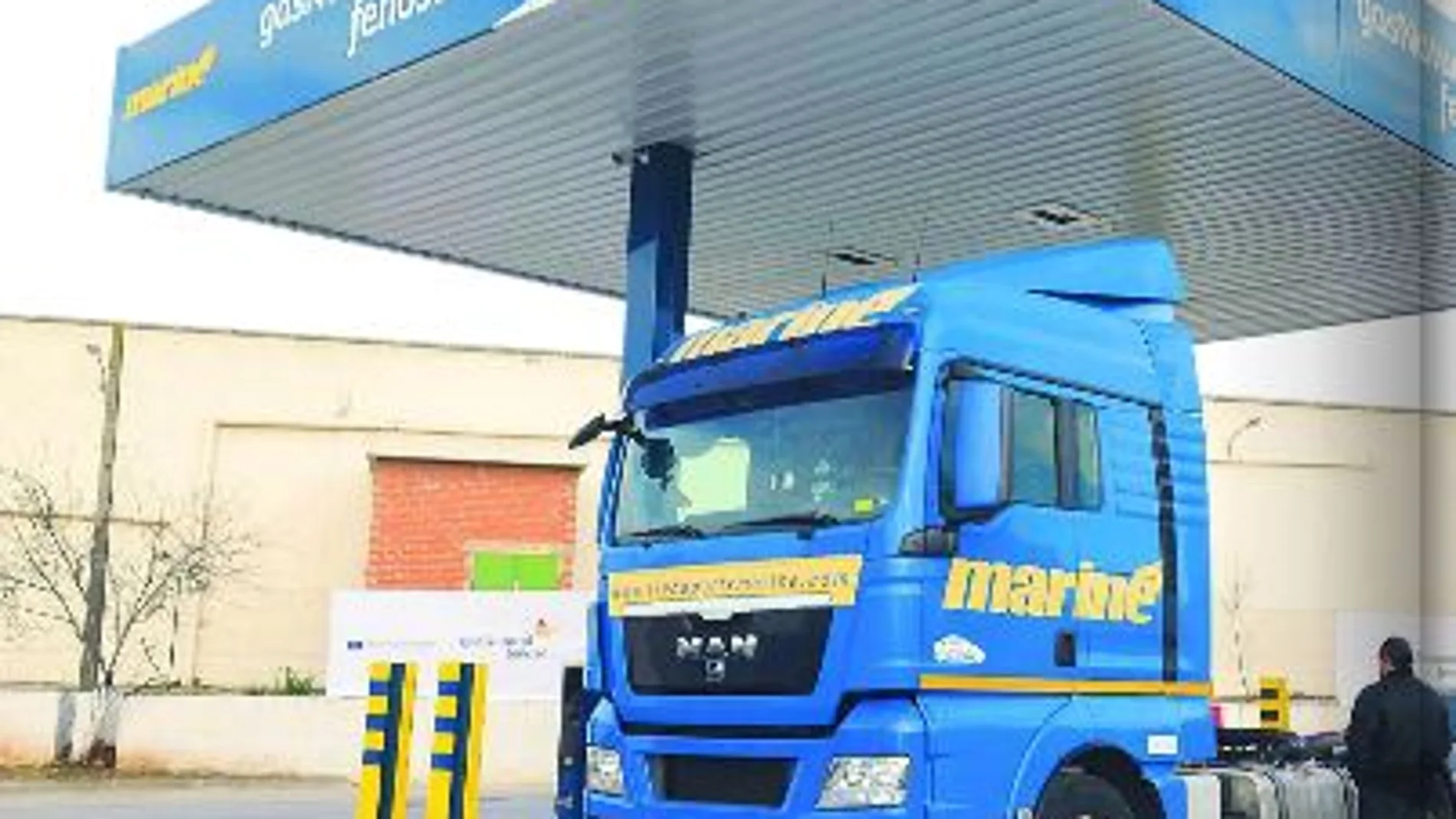 Existen varias ayudas tanto estatales como autonómicas para el cambio de vehículo por uno de GNV. El próximo Plan Movea 16 supondrá ayudas por la adquisición de hasta 20.000 euros