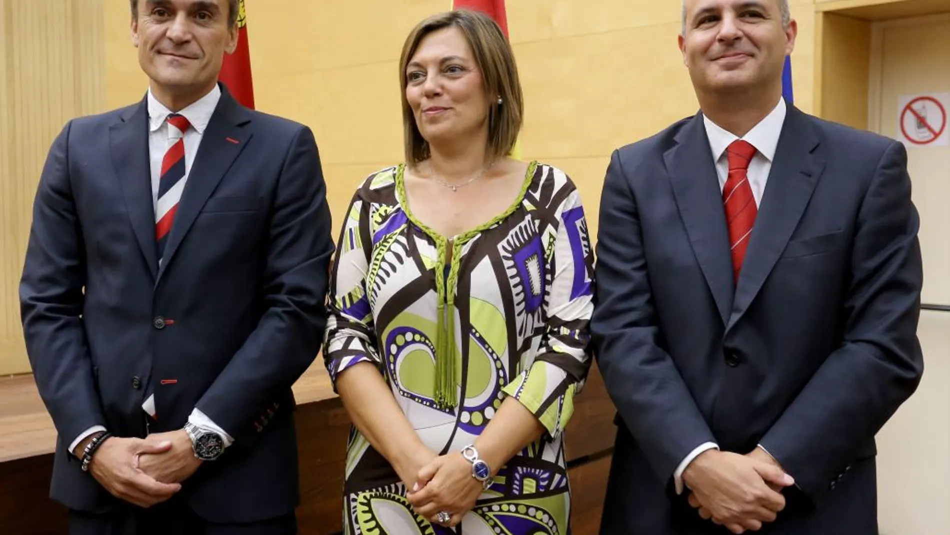 La consejera de Agricultura y Ganadería y portavoz de la Junta de Castilla y León, Milagros Marcos, preside la toma de posesión de Jorge Llorente y Óscar Manuel Sayagués