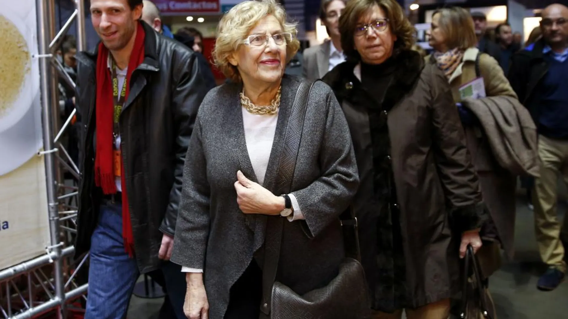 La alcaldesa de Madrid, Manuela Carmena, durante la inauguración de la séptima edición del Salón MiEmpresa