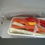 Pidió un menú vegetariano en el avión y esto fue lo que se encontró