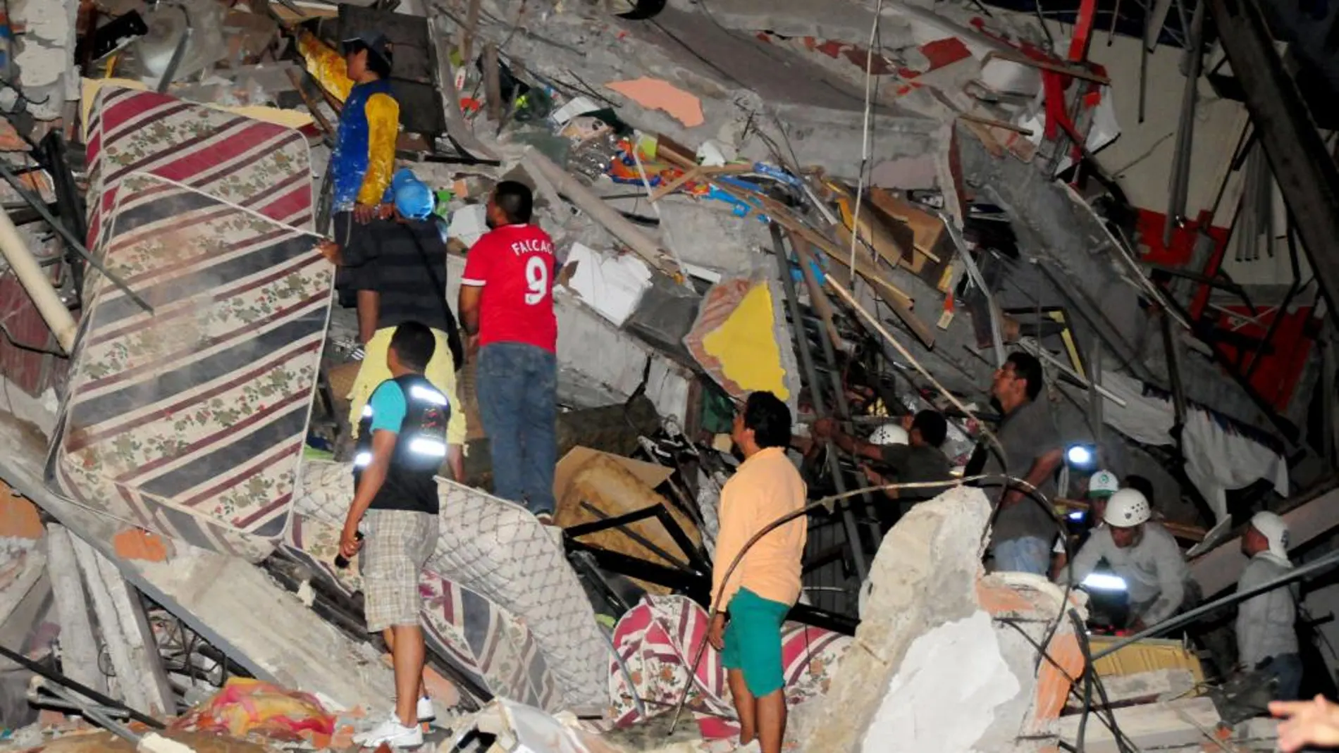 El terremoto de 7,8 grados en la escala de Ritcher registrado en Ecuador es uno de los de mayor intensidad registrados en la historia del país