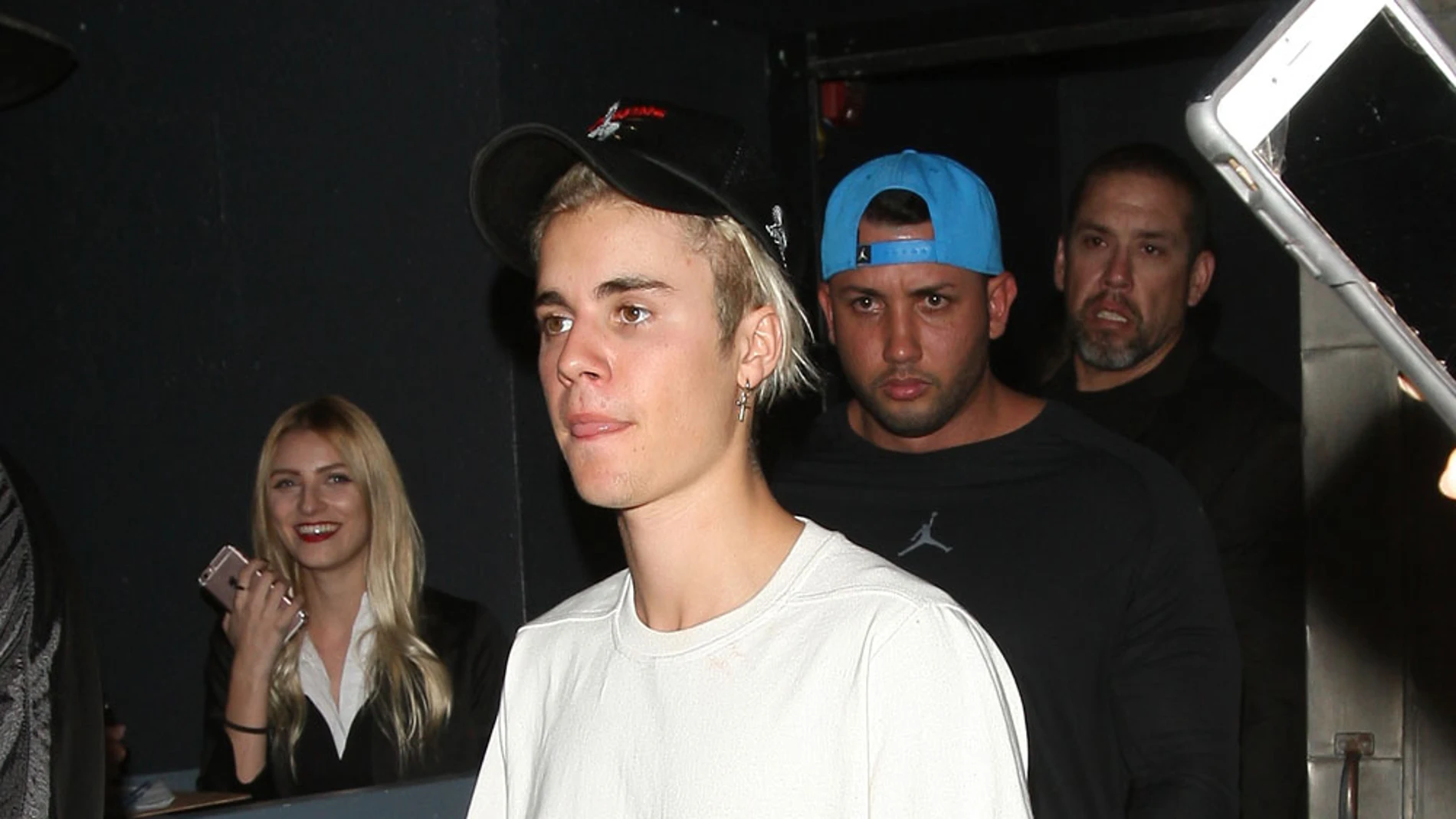 Justin Bieber, demandado por 100.000 dólares tras romper un móvil