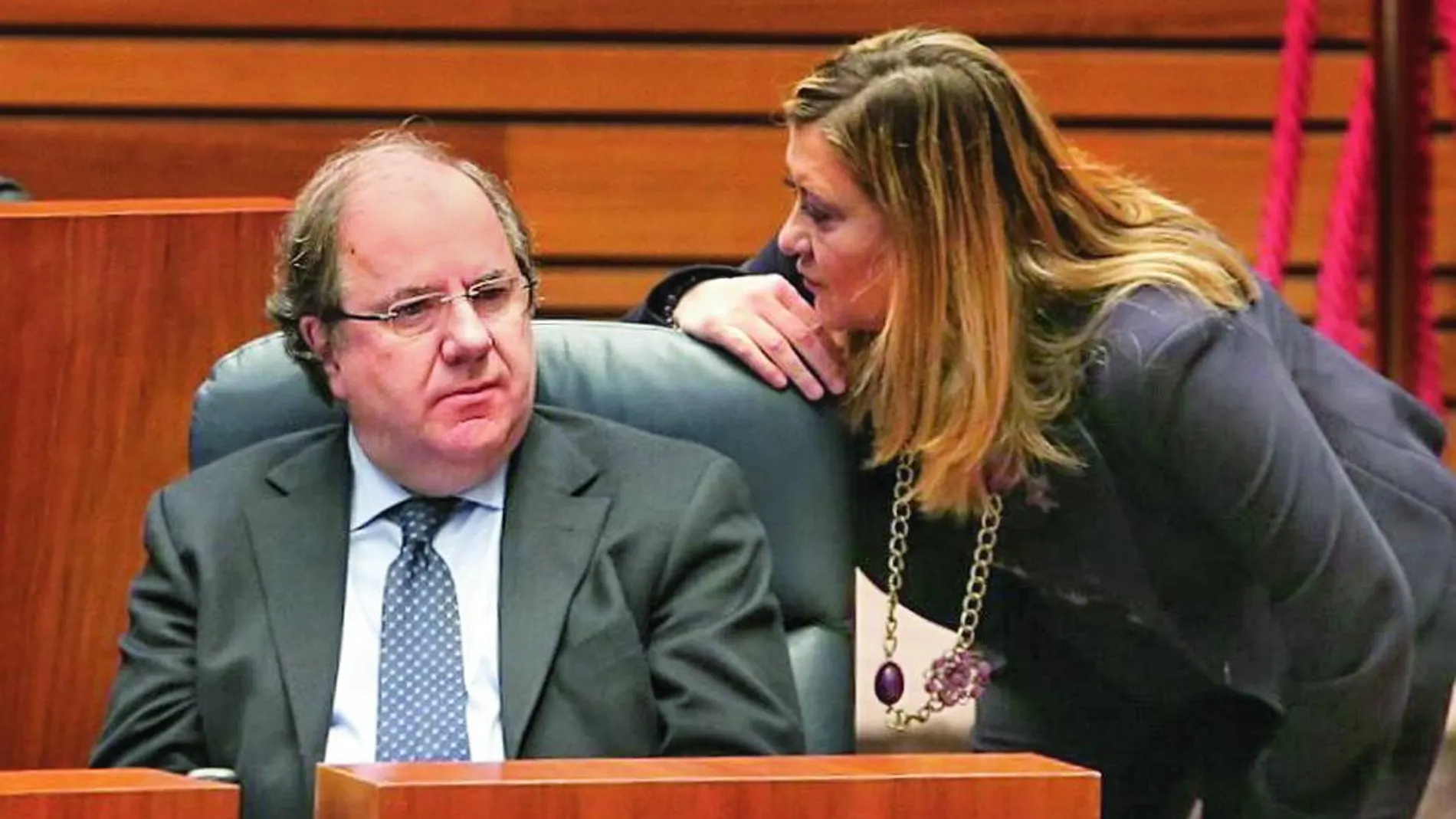 Herrera avisa a Pedro Sánchez que su «no» a Rajoy y al PP le va a pesar como una losa