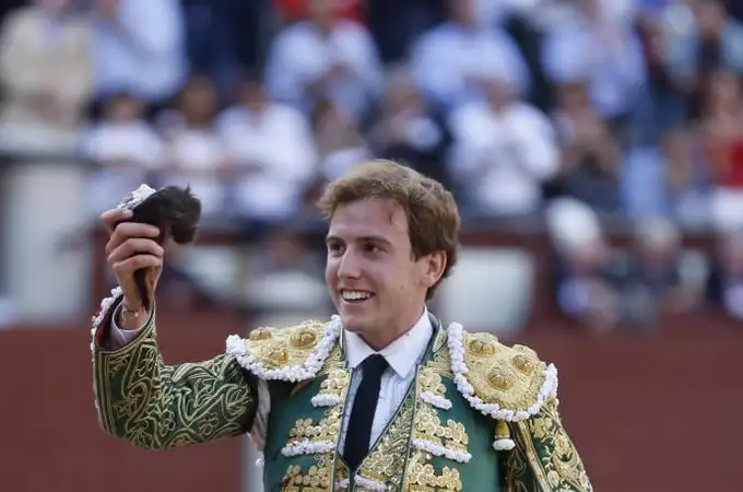 Román: «La gente se sorprende cuando me ve sonreír en el patio de cuadrillas» Román: «La gente se sorprende cuando me ve sonreír en el patio de cuadrillas»