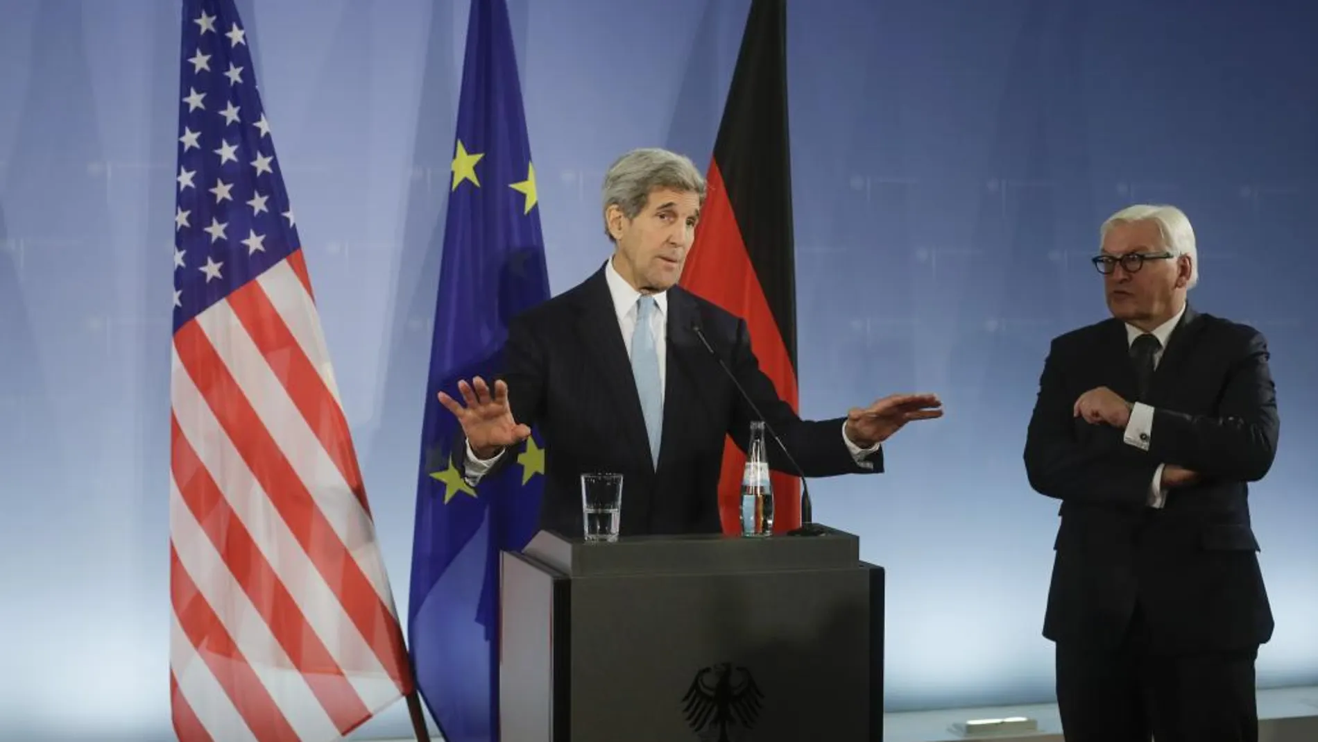 John Kerry y el ministro alemán de Asuntos Exteriores, Frank-Walter Steinmeier, durante la rueda de prensa conjunta