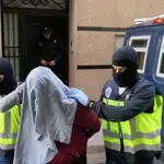  Prisión para seis de los siete detenidos por enviar armas al Estado Islámico