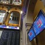 Paneles informativos de la Bolsa de Madrid