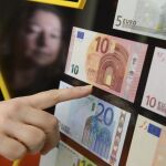 Presentación del nuevo billete de 10 euros en 2014