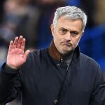 El ya ex entrenador del Chelsea, Jose Mourinho, en Stamford Bridge en Londres.