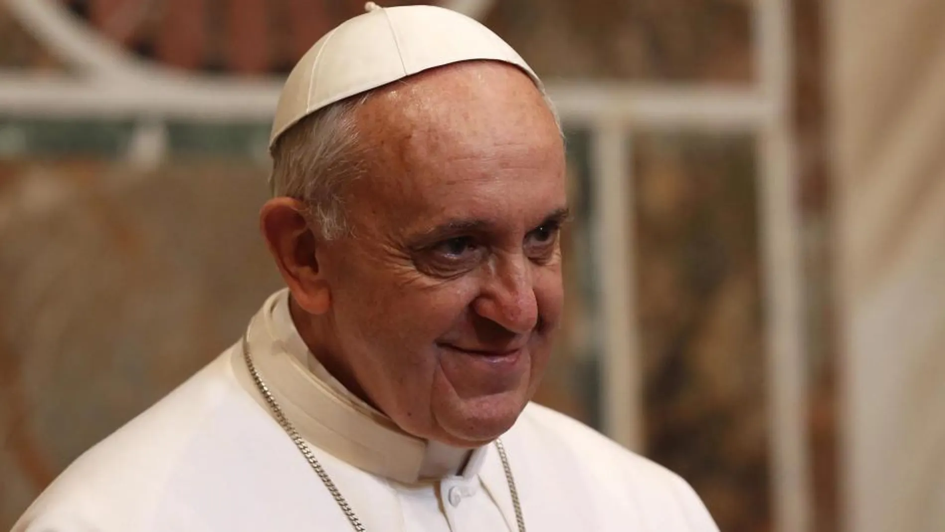El papa Francisco, durante una audiencia con el Cuerpo Diplomático acreditado ante la Santa Sede, en el Vaticano, el 22 de marzo