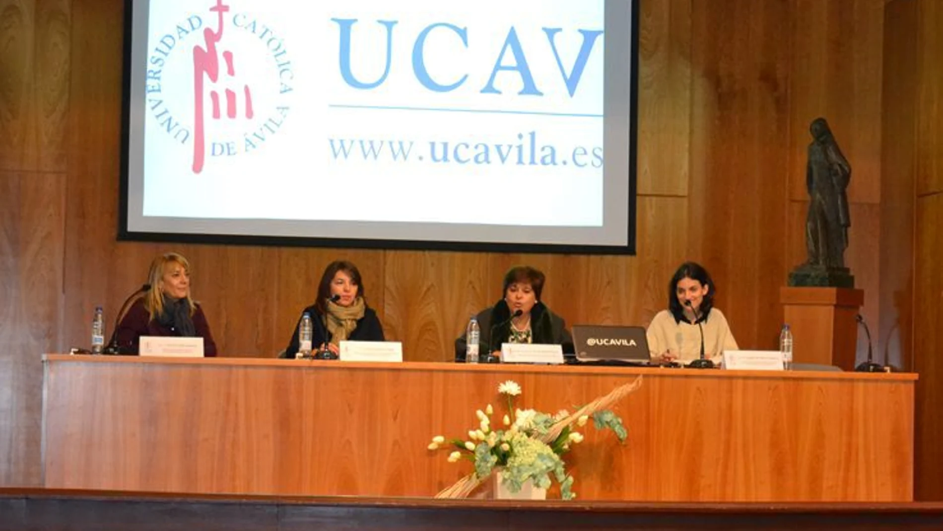 Presentación del programa en la Ucav