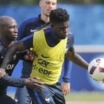 El joven central disputa en estos momentos la Eurocopa con Francia tras haber sido seleccionado en el último momento