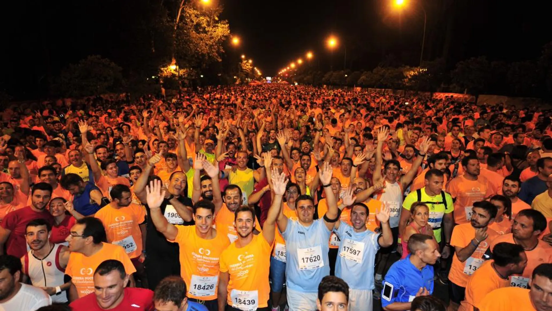 Miles de personas participan cada año en la Nocturna del Guadalquivir