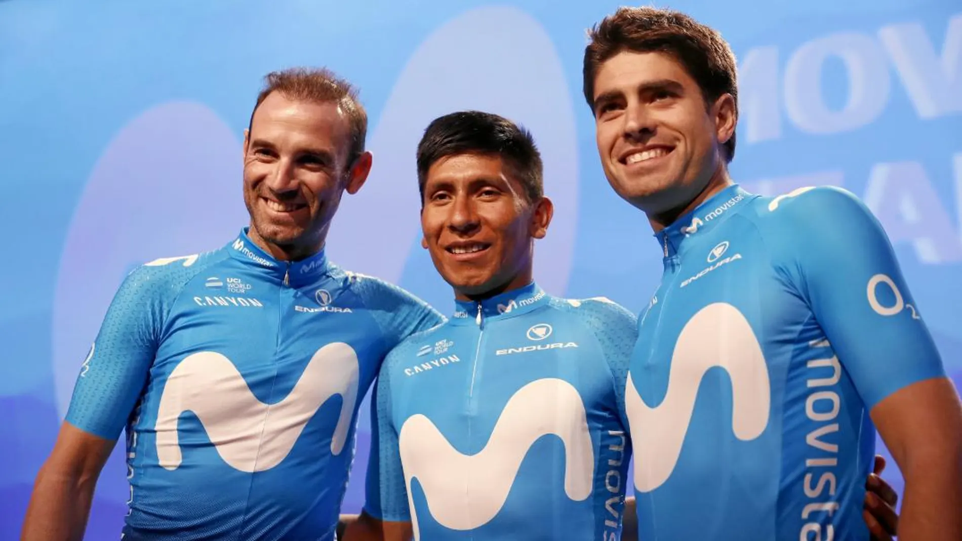Alejandro Valverde, Nairo Quintana y Mikel Landa, durante la presentación del equipo Movistar