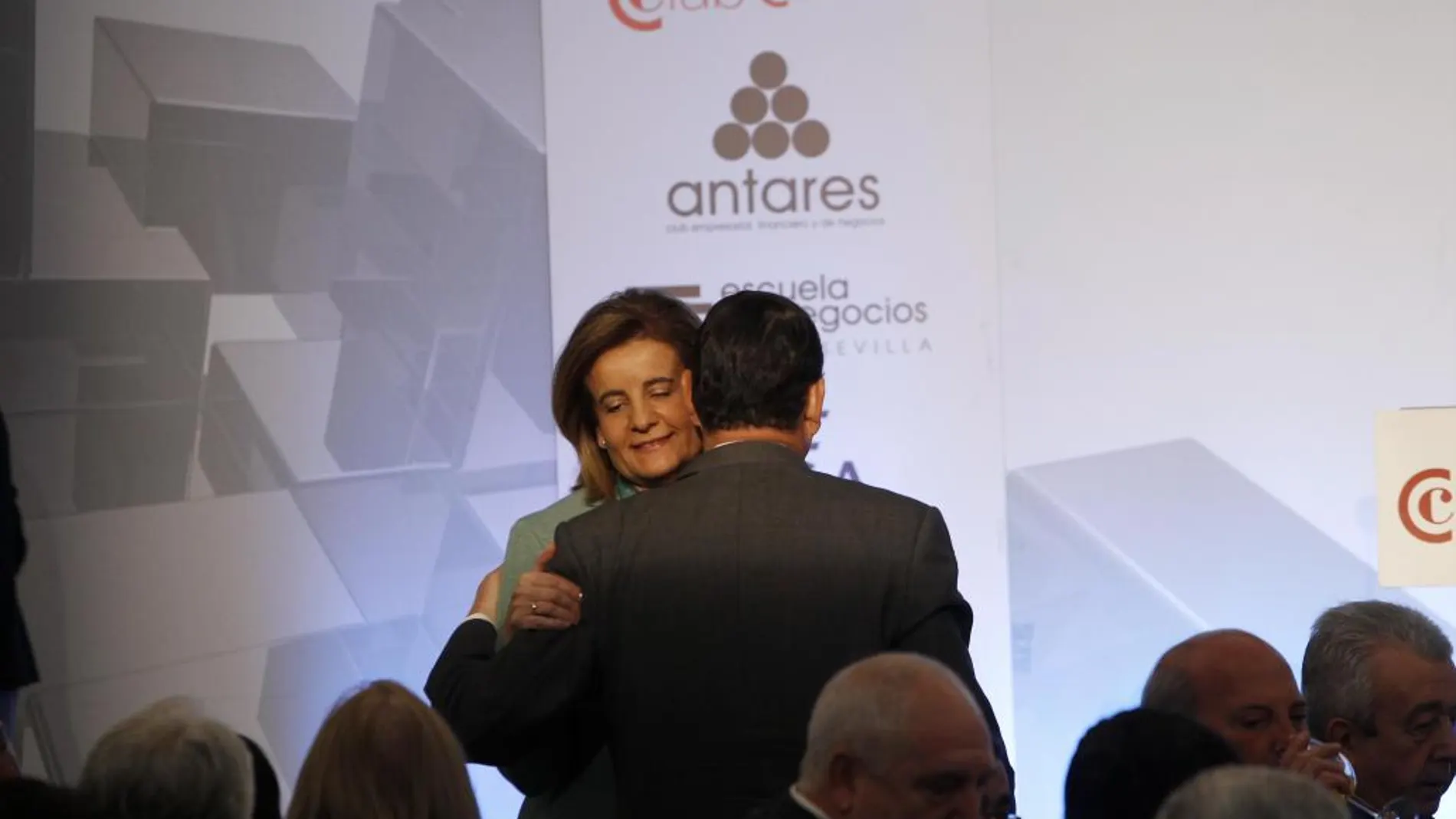 La ministra Fátima Báñez acompañó a Antonio Sanz ayer