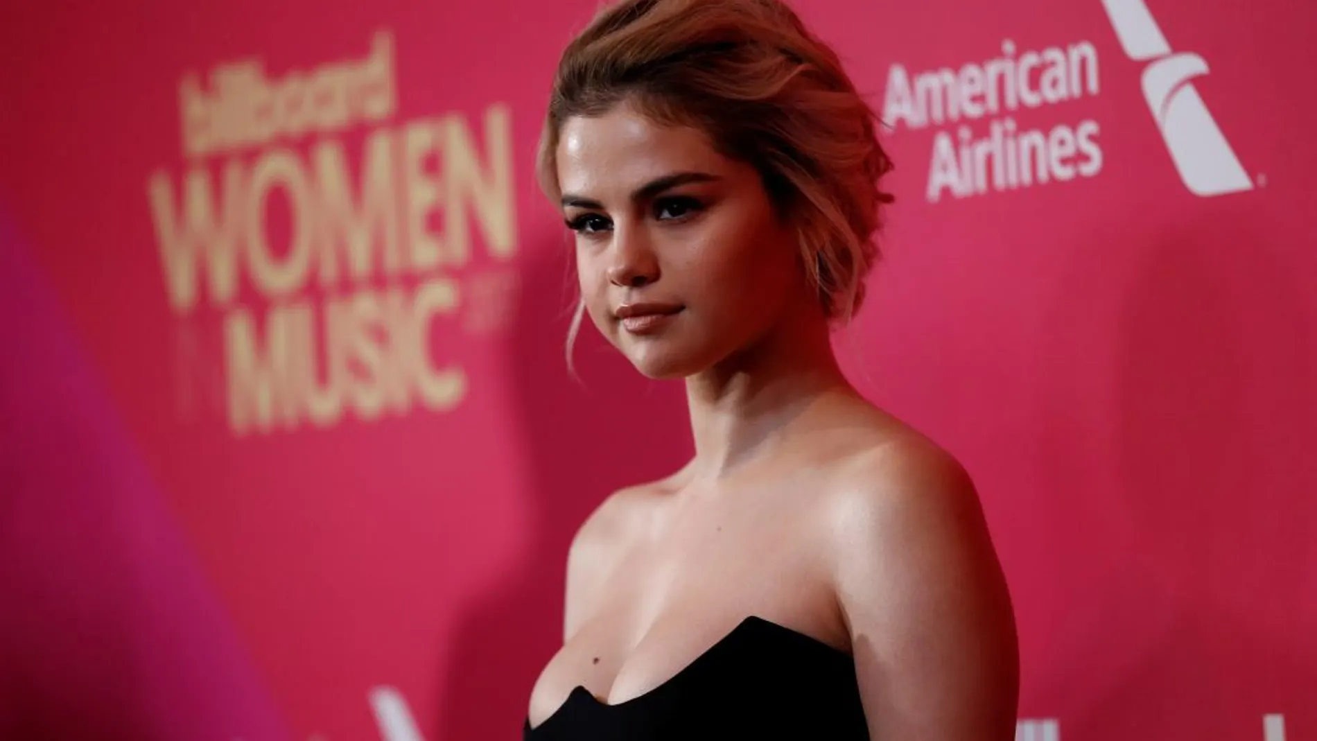Selena Gómez en los premios Billboard Women in Music