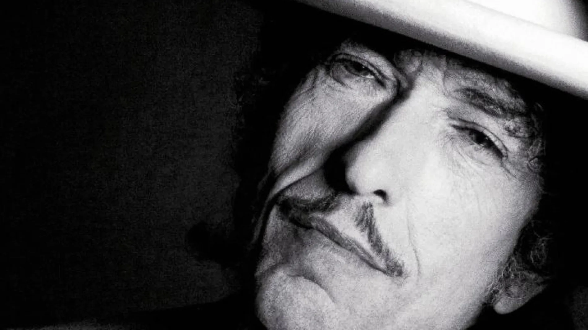 La discografía de Dylan comprende medio siglo de éxitos y giros sorprendentes de un artista único