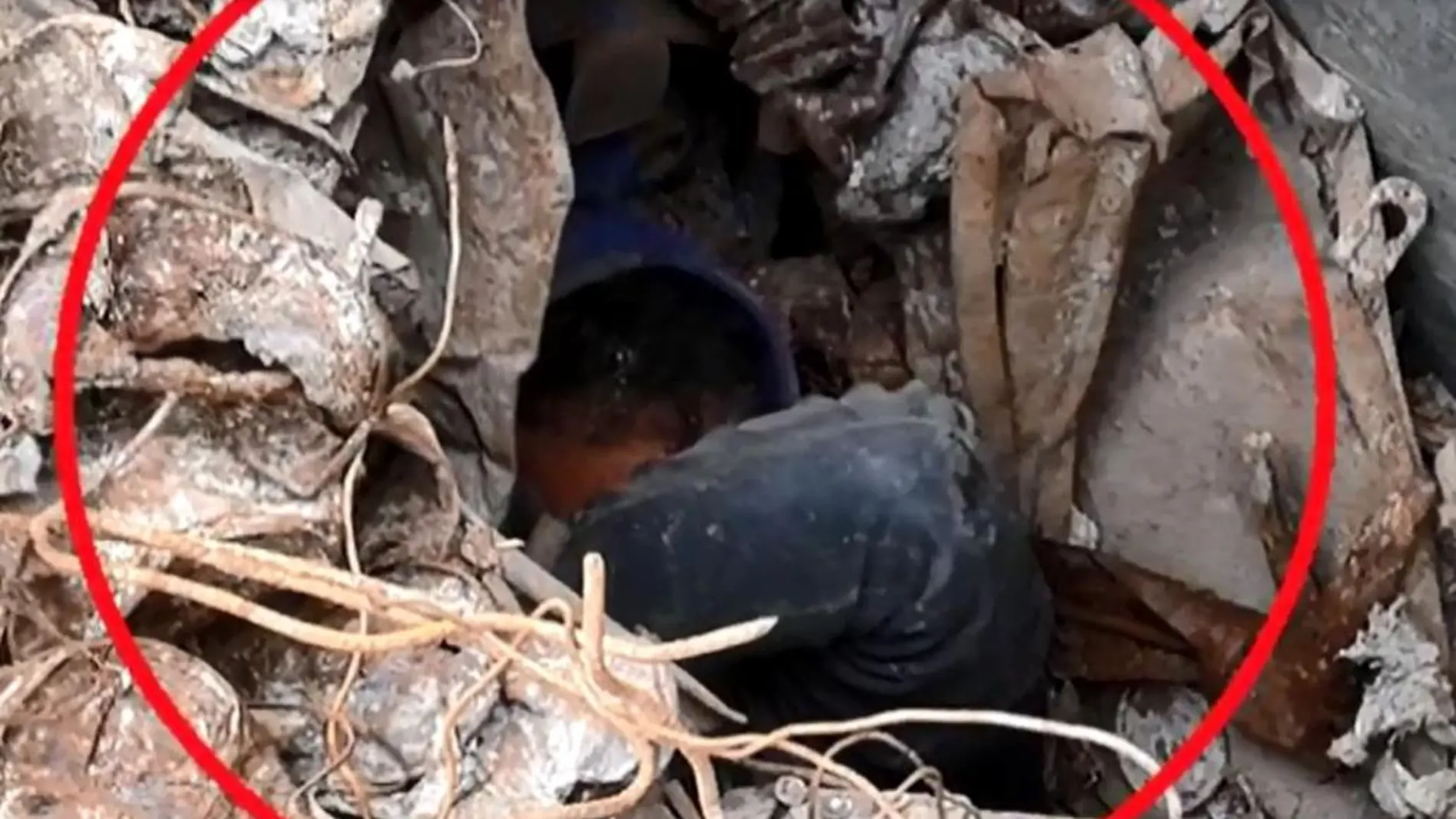 Rescatados 15 menores sepultados en chatarra que intentaban llegar a España desde Marruecos