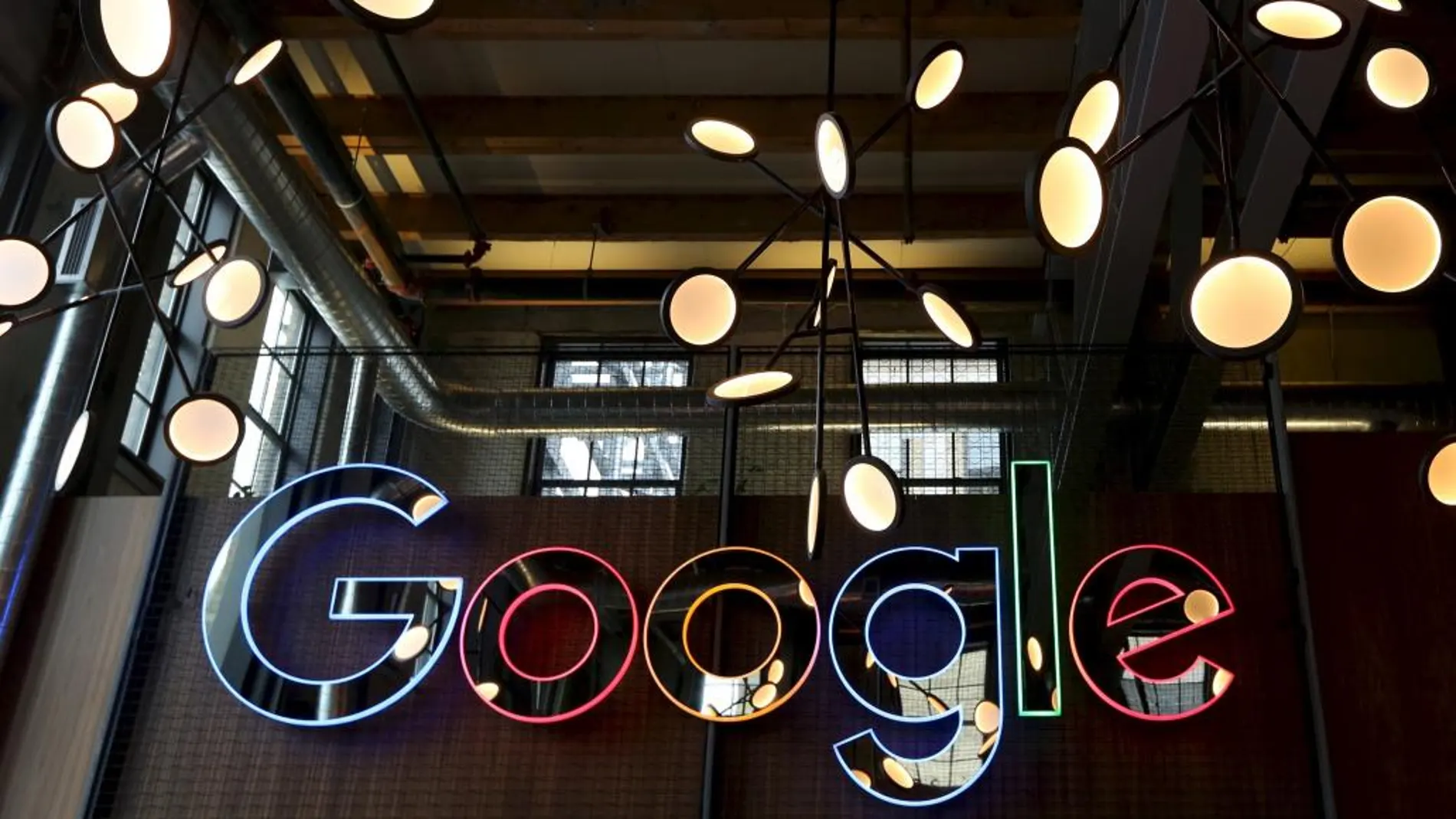 Google asegura tomar en serio la acusación de la CE y que trabajará con ella