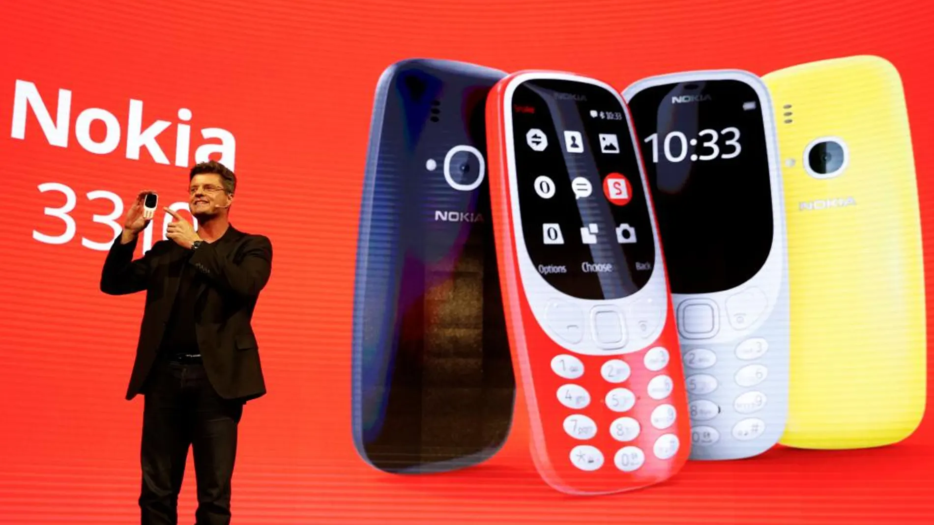 Arto Nummela, CEO de Nokia-HMD, presenta el 3310 en Barcelona