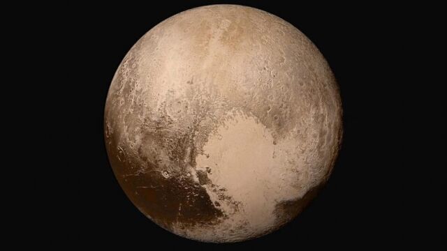 Imagen de Plutón captada por New Horizons, uno de los temas del ciclo de conferencias