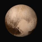 Imagen de Plutón captada por New Horizons, uno de los temas del ciclo de conferencias