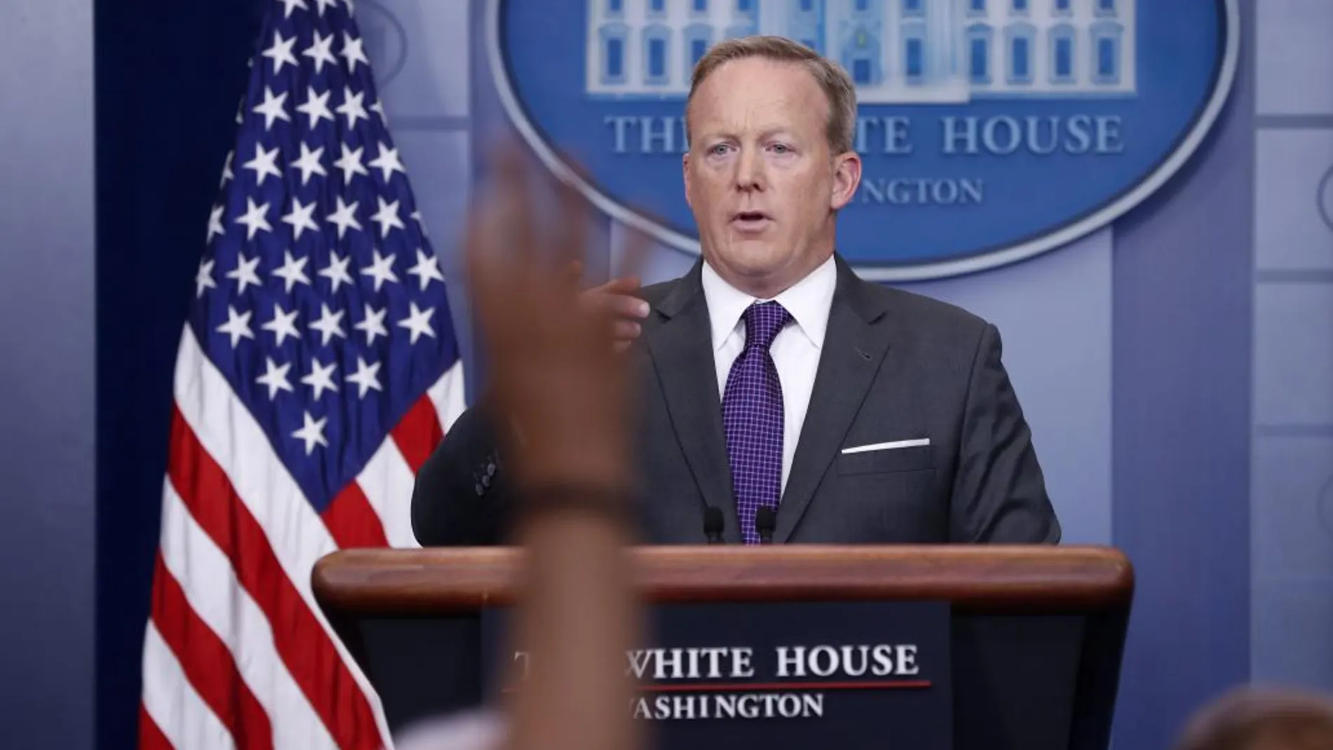 El portavoz de la Casa Blanca, Sean Spicer, durante una rueda de prensa