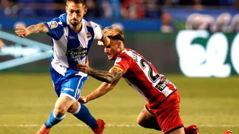 1-2. El Girona se estrena a domicilio en Primera a costa del Depor