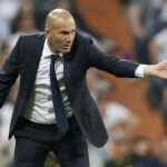 Zinedine Zidane, durante el partido de hoy.