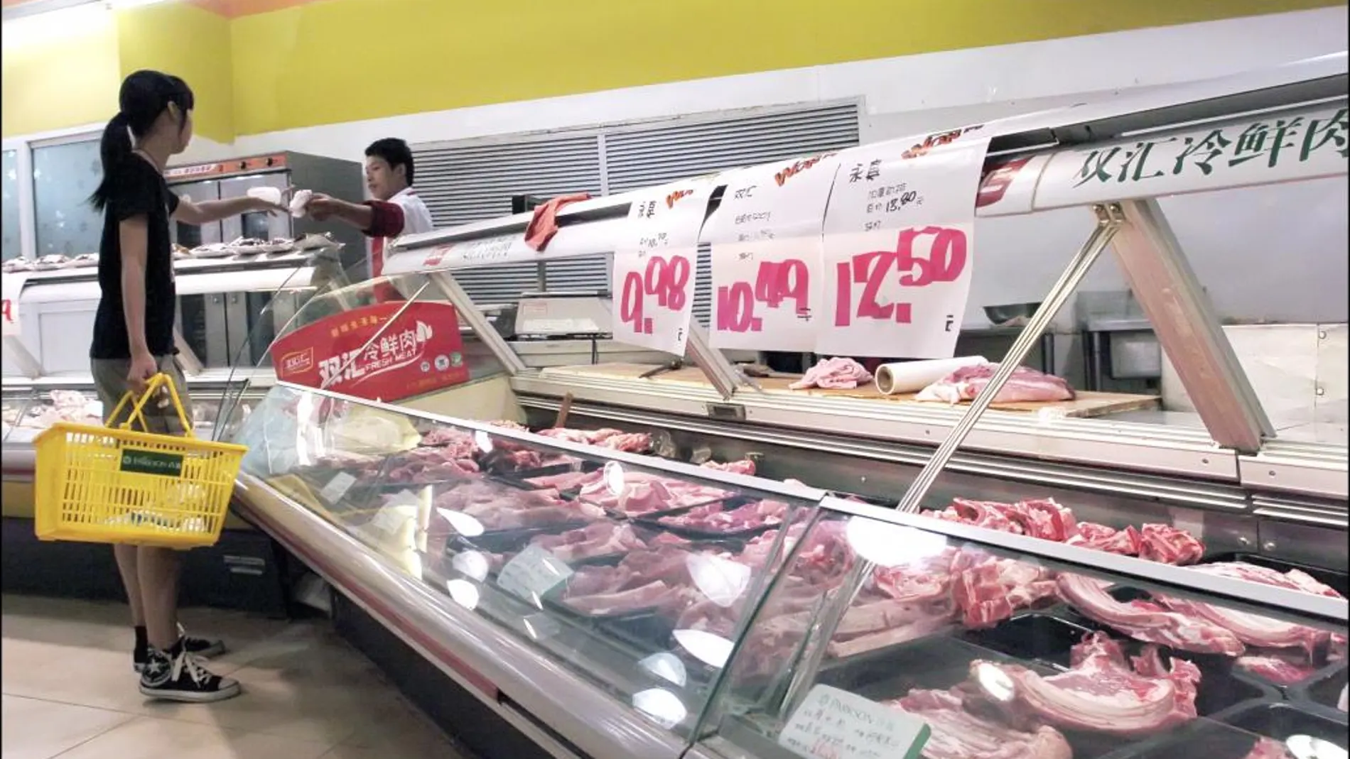 Carnicería en un supermercado de Hefei