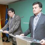 El hasta junio coordinador de Izquierda Unida en Andalucía Diego Valderas y su posible sucesor Antonio Maíllo