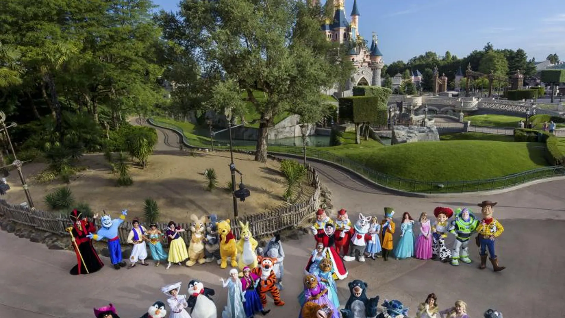 Disneyland París cumple 25 años